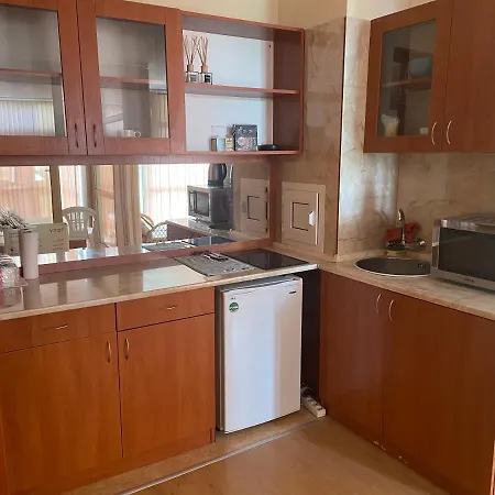 One Bedroom, Elit 3, Sunny *